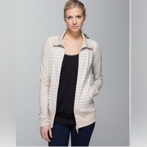 Lululemon Nice Asana Jacket in Heathered Cashew Size 8